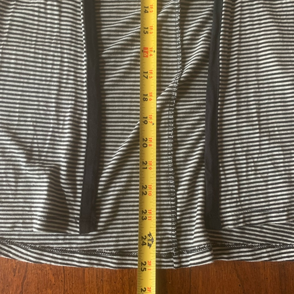 Women’s Old Navy striped Open-Front top - size small - Picture 9 of 9